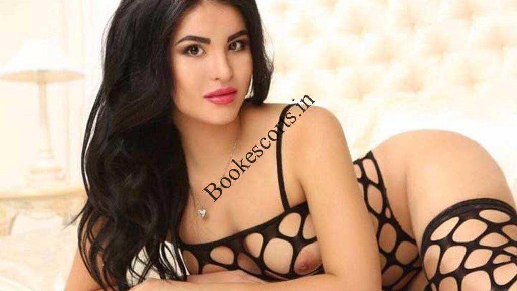 You-can-enjoy-Russian-escort-at-Hotel-Red-Fox-1