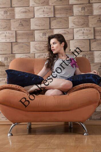 Call Girls Chintadripet Free Pickup & Booking Open